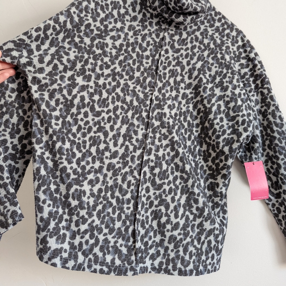 🆕🌿VINCE CAMUTO SWEATER🌿 - Picture 5 of 6